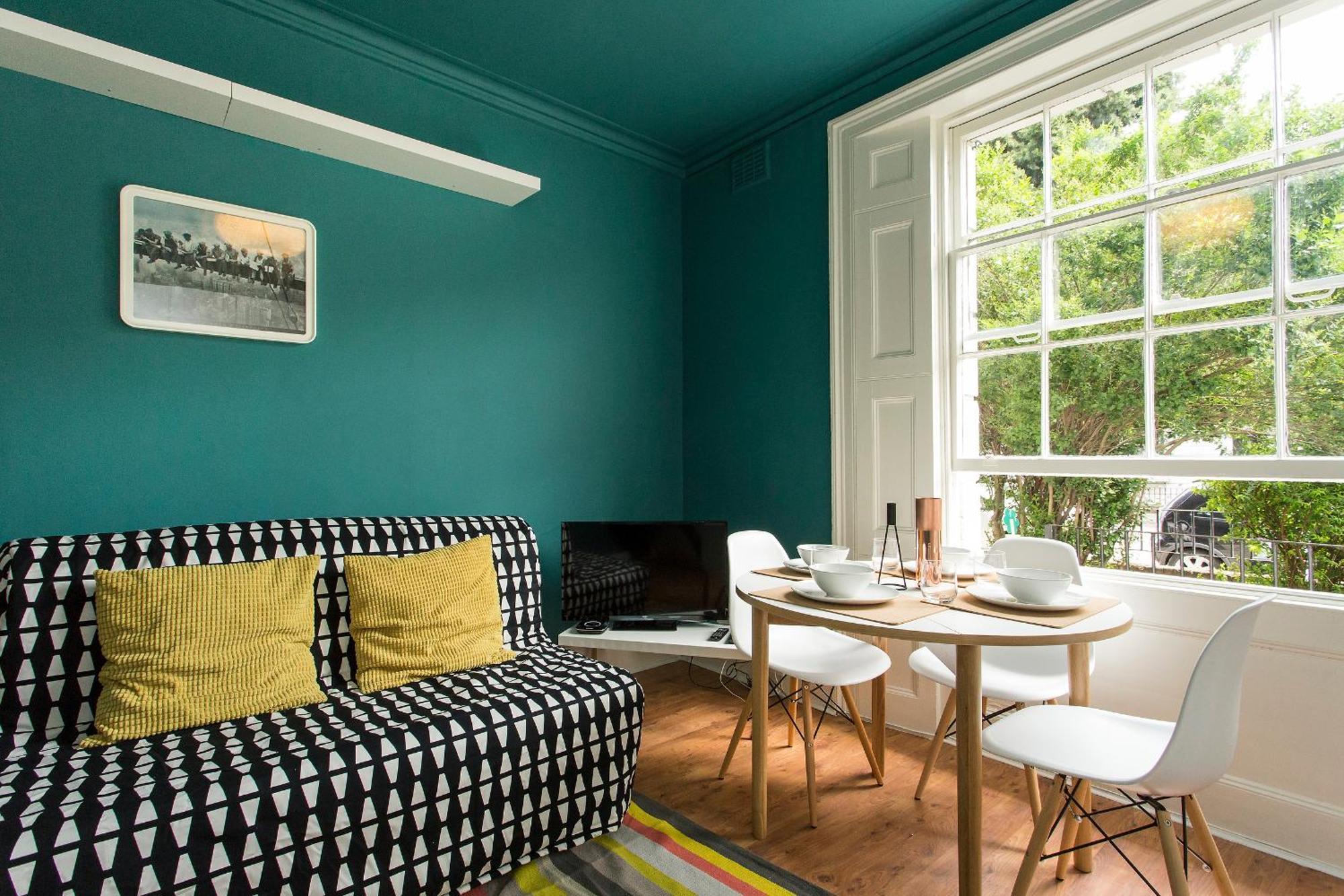 Camden Apartment By Morethanstays London Ngoại thất bức ảnh